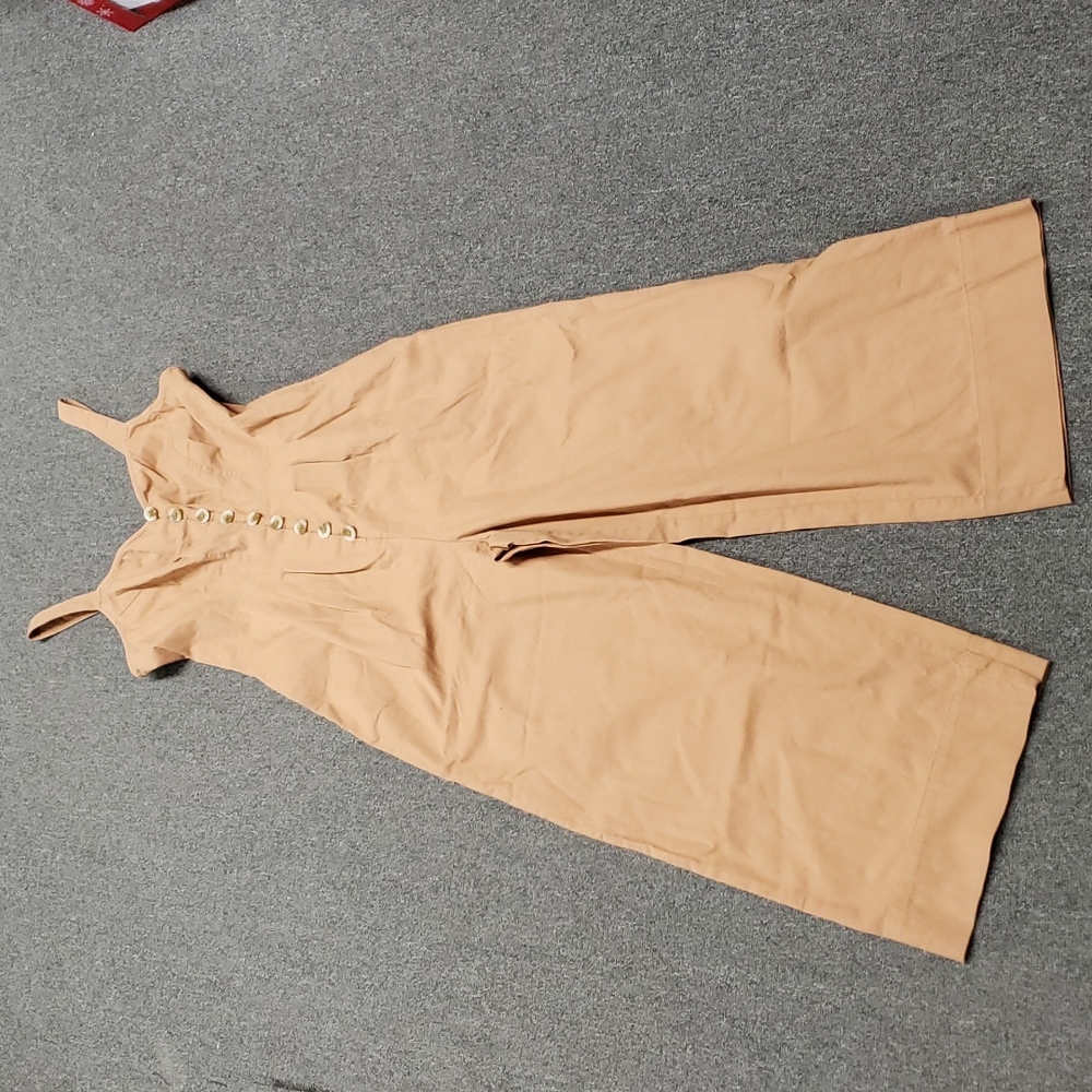 NWT! Universal Thread Women’s’ Jump Suit